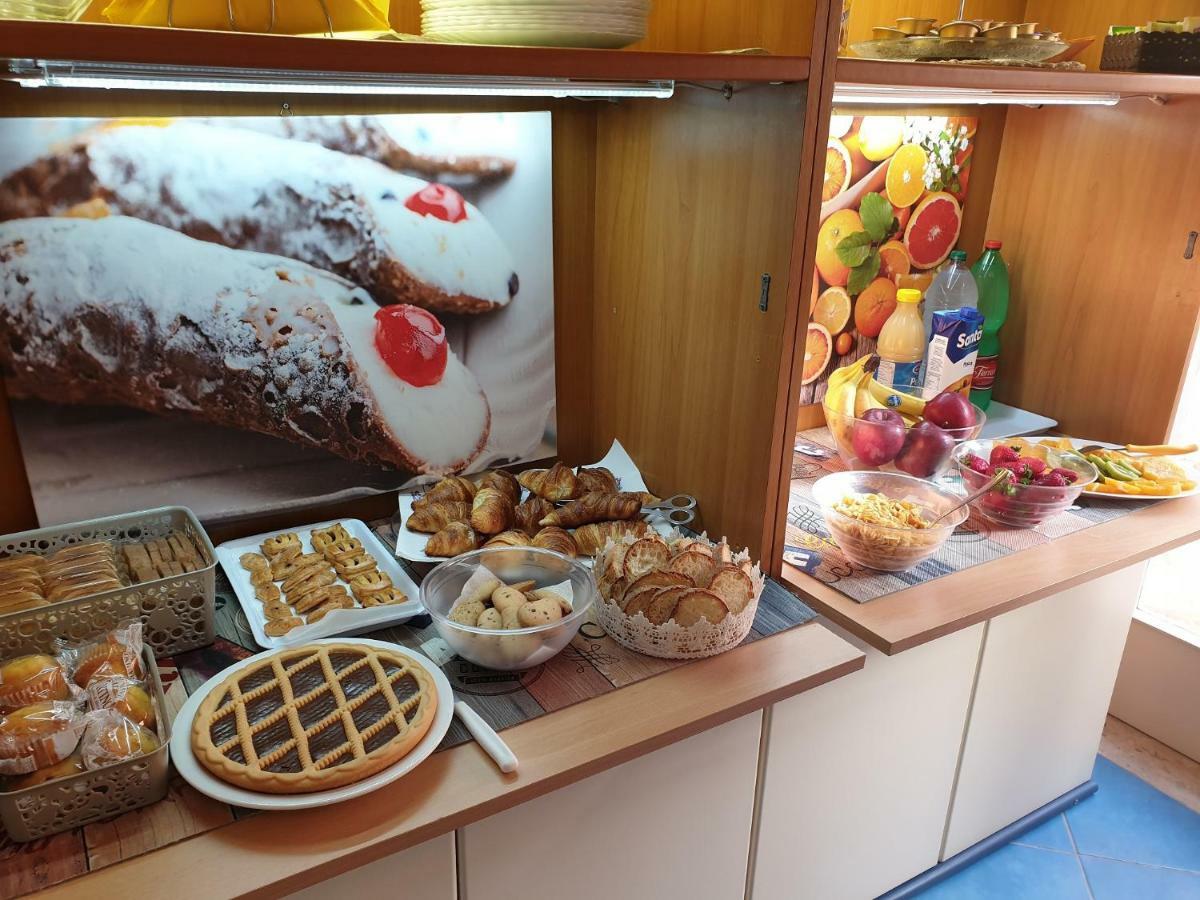 Lido Signorino Anastasia Villas-B&B מראה חיצוני תמונה